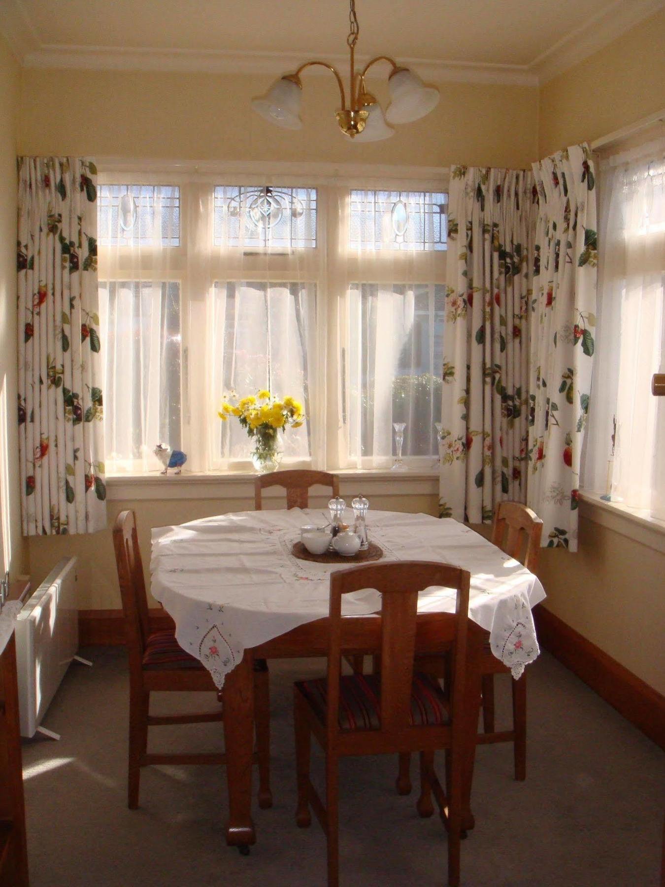Highway House Bed And Breakfast อามารู ภายนอก รูปภาพ